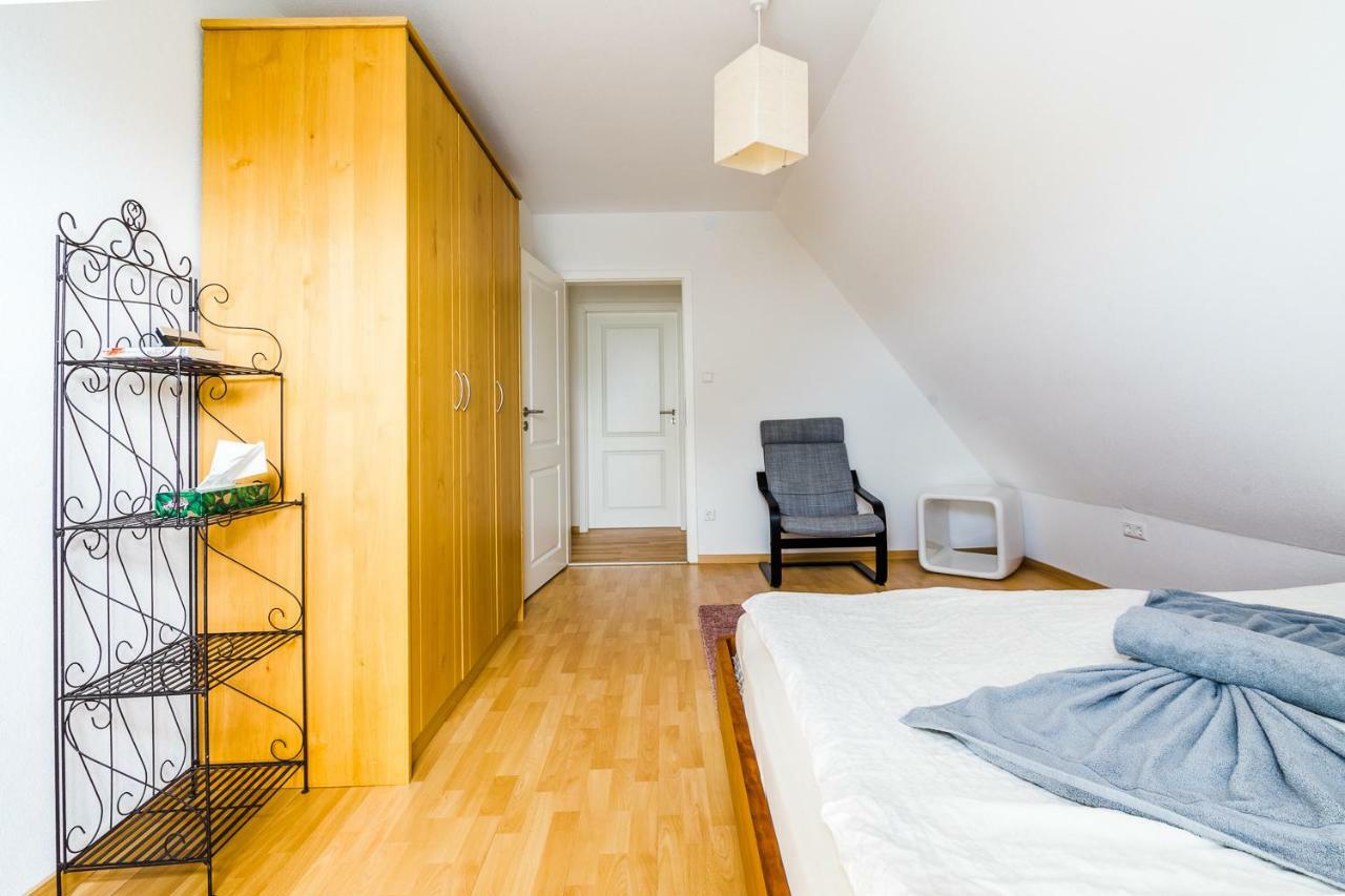 Cosy Family Home - Behagliches Ferienhaus Tuningen Exterior foto