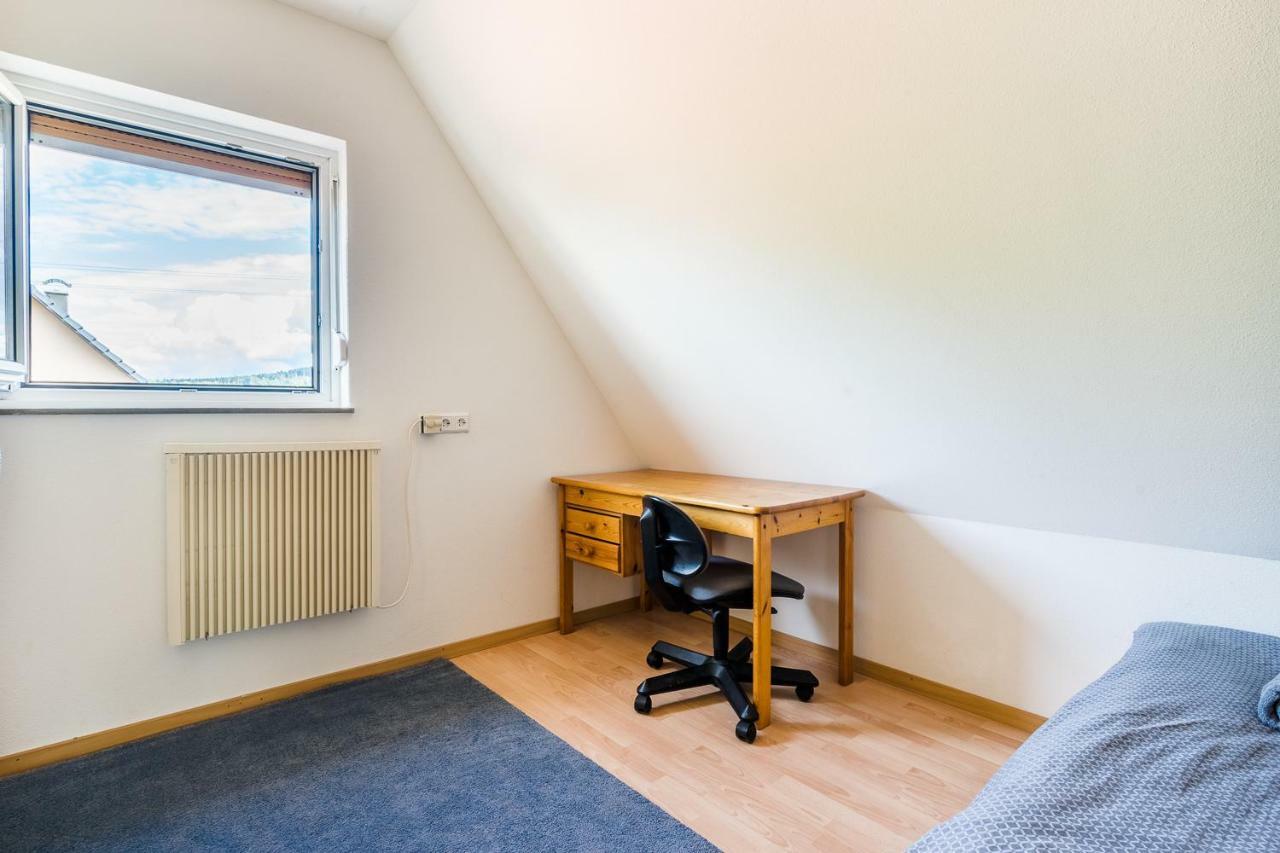 Cosy Family Home - Behagliches Ferienhaus Tuningen Exterior foto